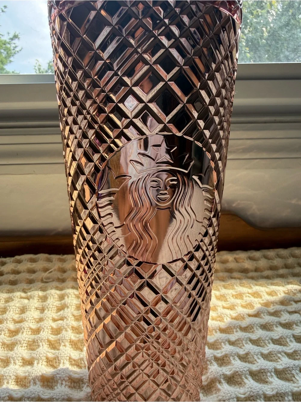 Starbucks 24oz Rose Gold Textured Diamond Tumbler